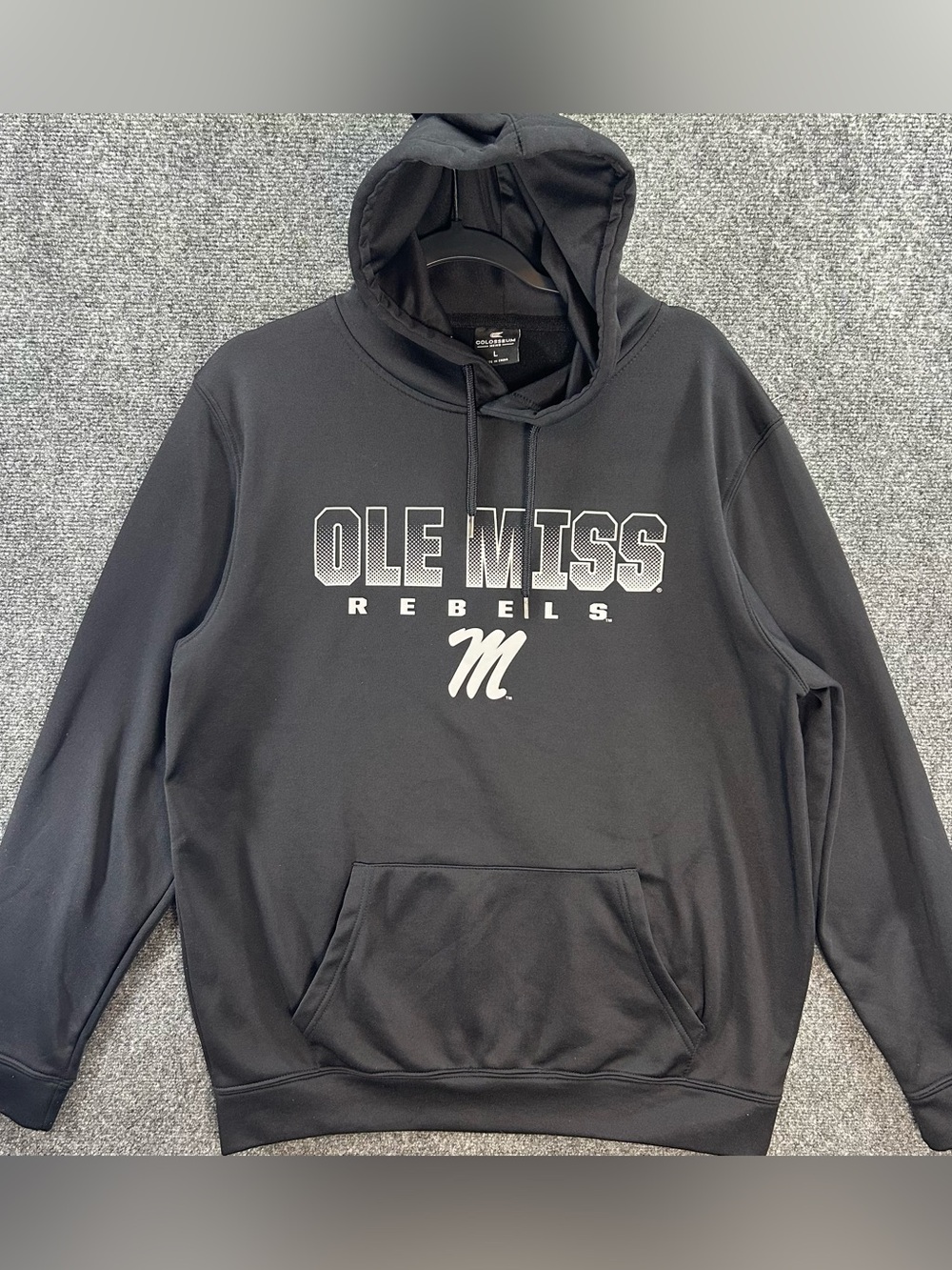 Ole Miss Rebels Hoodie Mens Large Black Gray Pullover Performance NCAA Colosseum